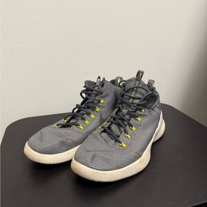 Nike Gray and Yellow Men's Athletic Shoes